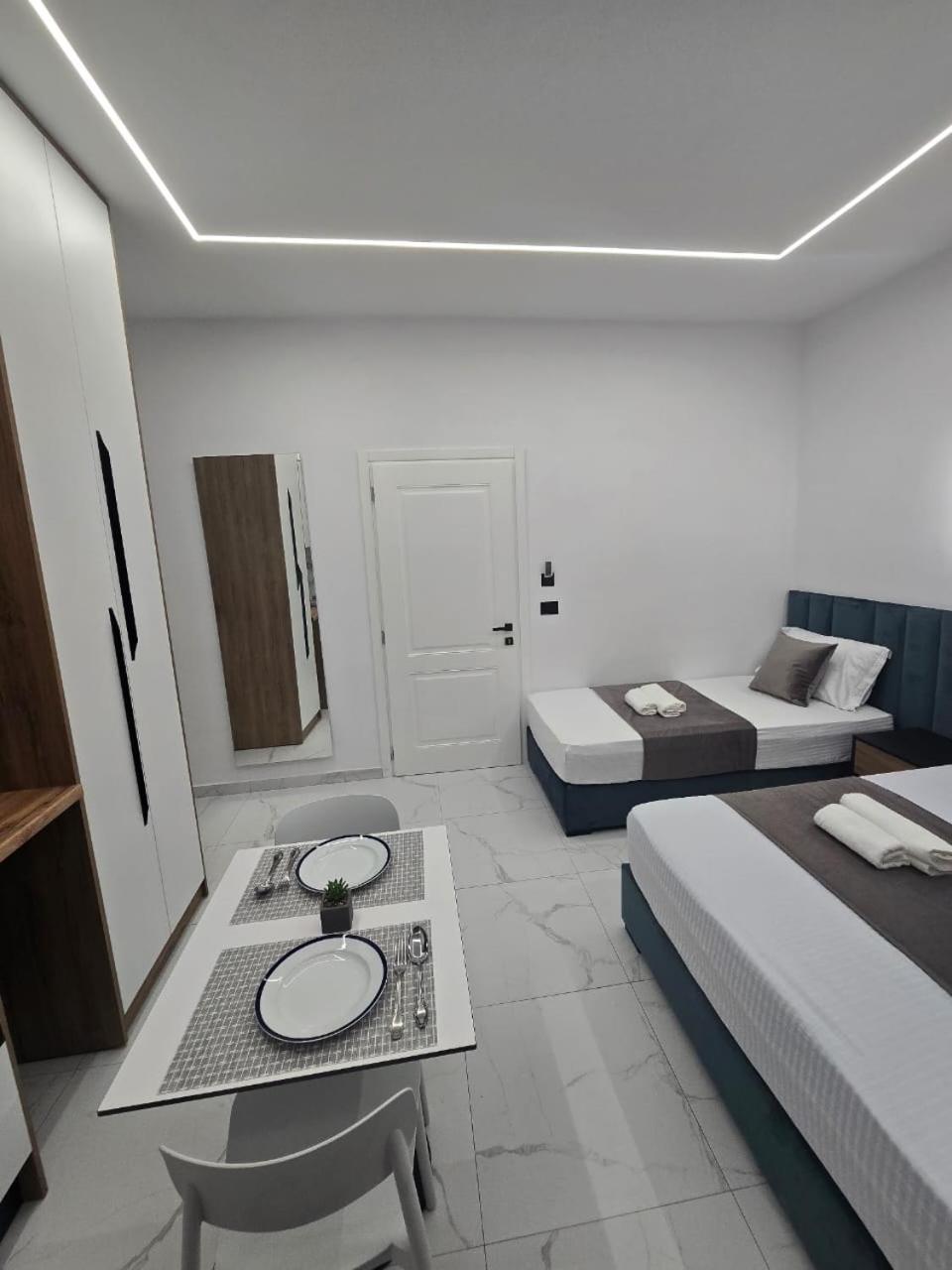 Elite Inn Vlore Exterior photo