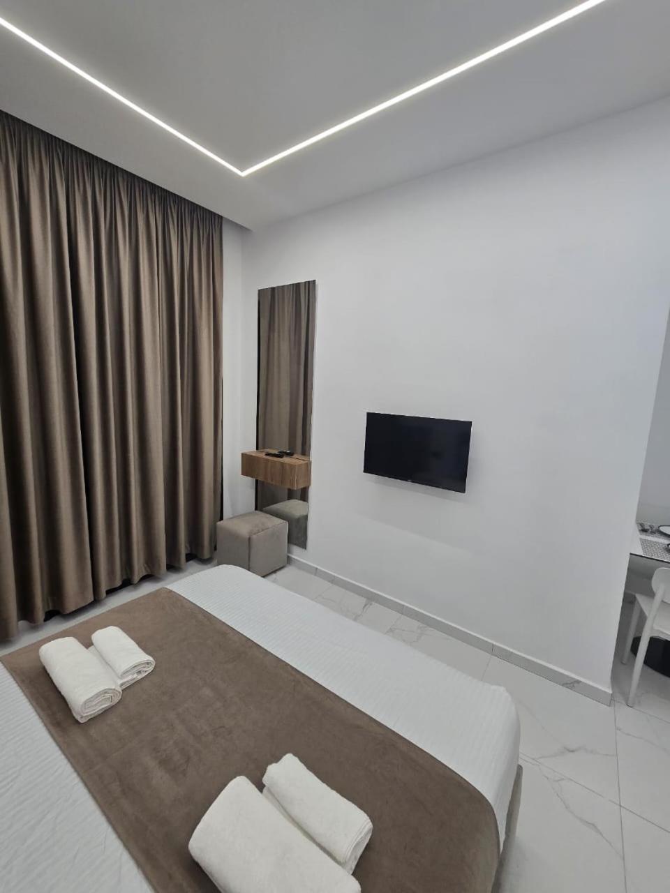 Elite Inn Vlore Exterior photo