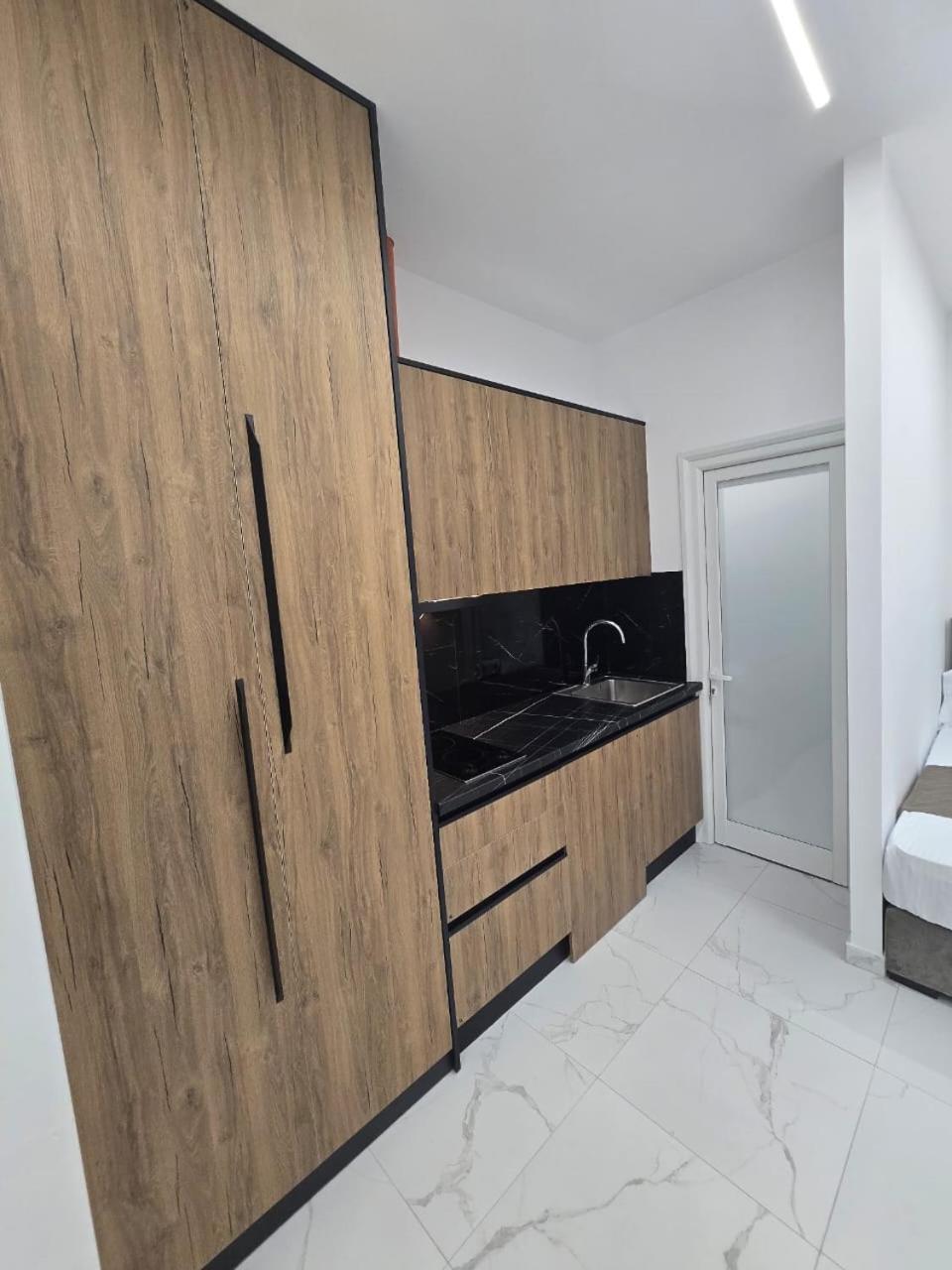 Elite Inn Vlore Exterior photo